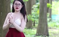 越南搞笑视频小姐姐吃辣,越南小姐姐的搞笑吃辣日常