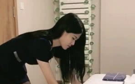 洗脚的小姐姐都好看吗,美丽与职业的完美融合